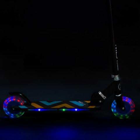 HD025 LED BLUE HULAJNOGA NILS EXTREME HD025 LED BLUE HULAJNOGA NILS EXTREME