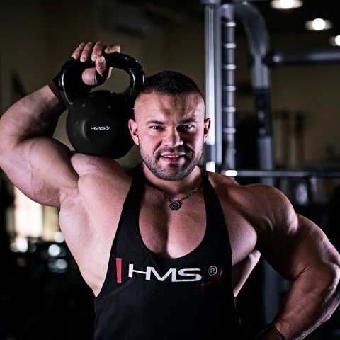 KNV10 BLACK KETTLEBELL ŻELIWNY POKRYTY WINYLEM HMS KNV10 BLACK KETTLEBELL ŻELIWNY POKRYTY WINYLEM HMS