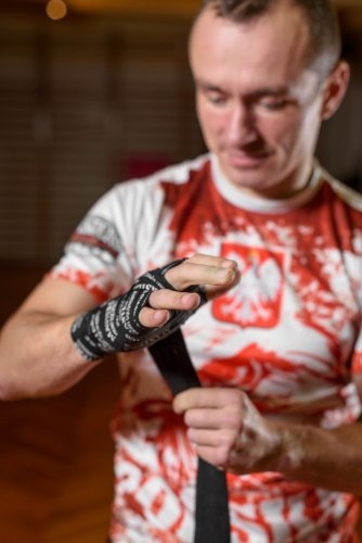Bandaże bokserskie bawełniane BB1-4N1 Bandaże bokserskie bawełniane BB1-4N1