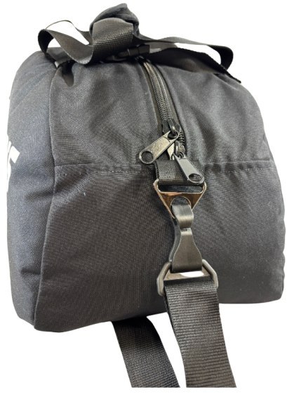 Torba sportowa MASTERS z funkcją plecaka TP-MASTERS 67 cm x 36 cm x 33 cm Torba sportowa MASTERS z funkcją plecaka TP-MASTERS 67 cm x 36 cm x 33 cm